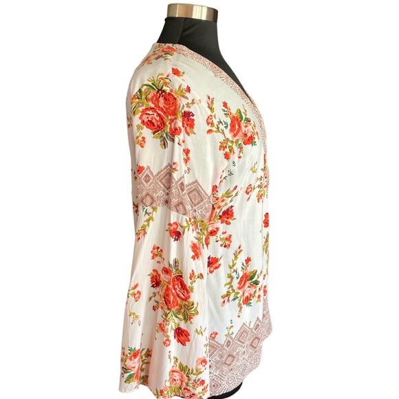 Angie Cream Red Rose Floral Print Tunic Top Flared Sleeves Sz Small Boho Cottage - Picture 3 of 9